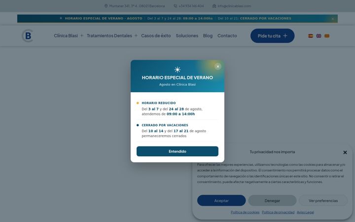 Screenshot of clinicablasi.com