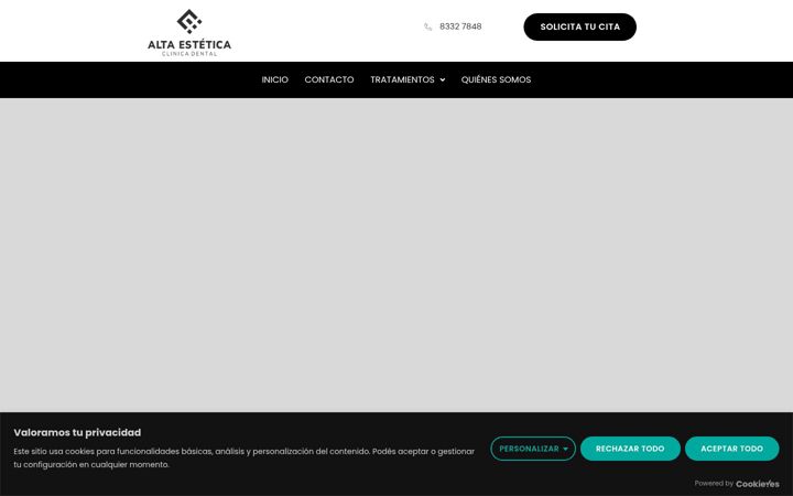 Screenshot of clinicadentalaltaestetica.com