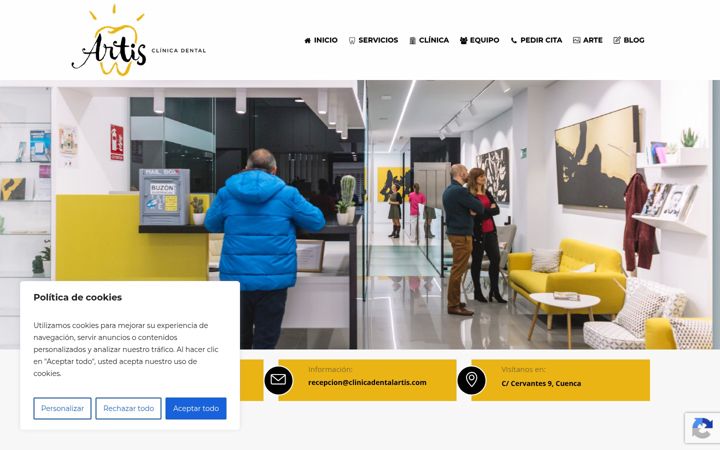 Screenshot of clinicadentalartis.com