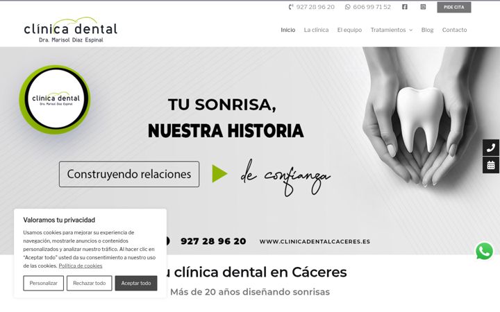 Screenshot of clinicadentalcaceres.es