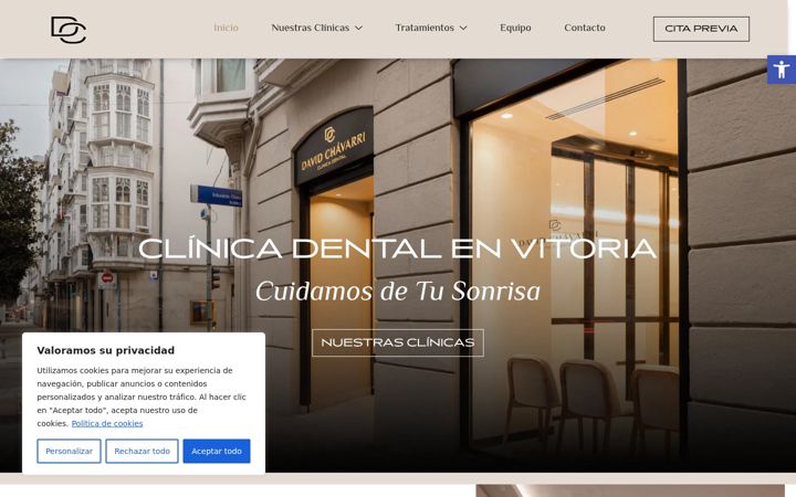 Screenshot of clinicadentalchavarri.com