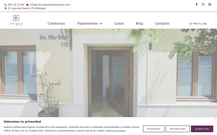 Screenshot of clinicadentalpilargrana.com