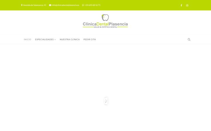Screenshot of clinicadentalplasencia.es