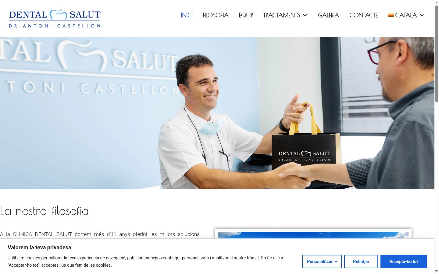 Captura de ecrã do banner de consentimento apresentado antes de qualquer interação
