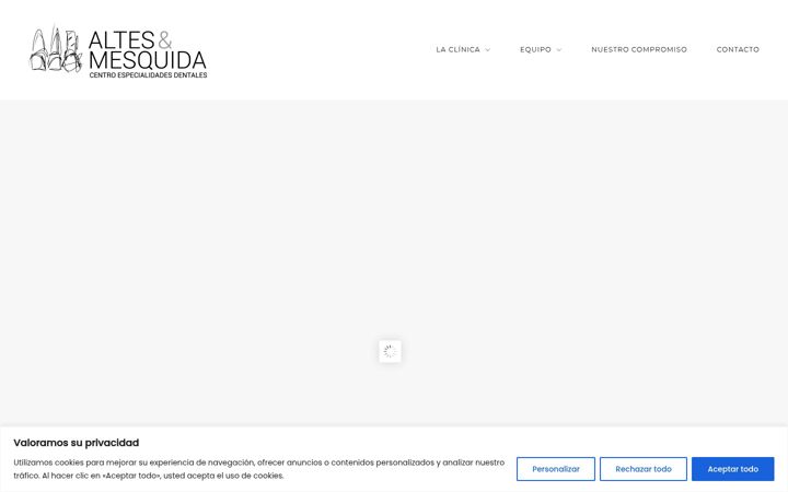 Screenshot of clinicamesquida.com
