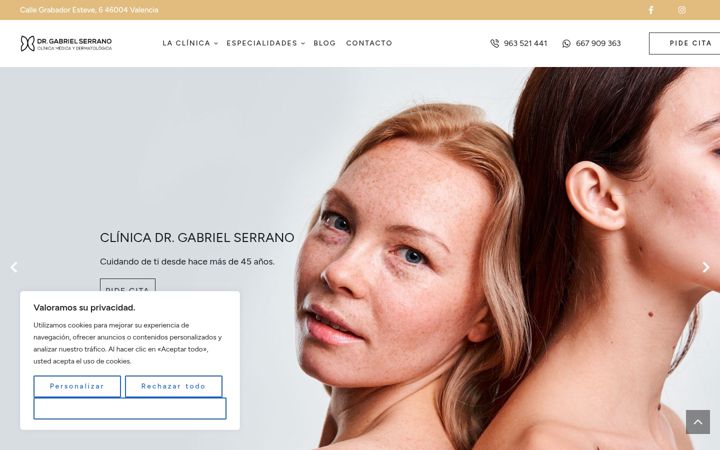 Screenshot of clinicaserrano.com