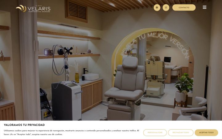 Screenshot of clinicavelaris.com