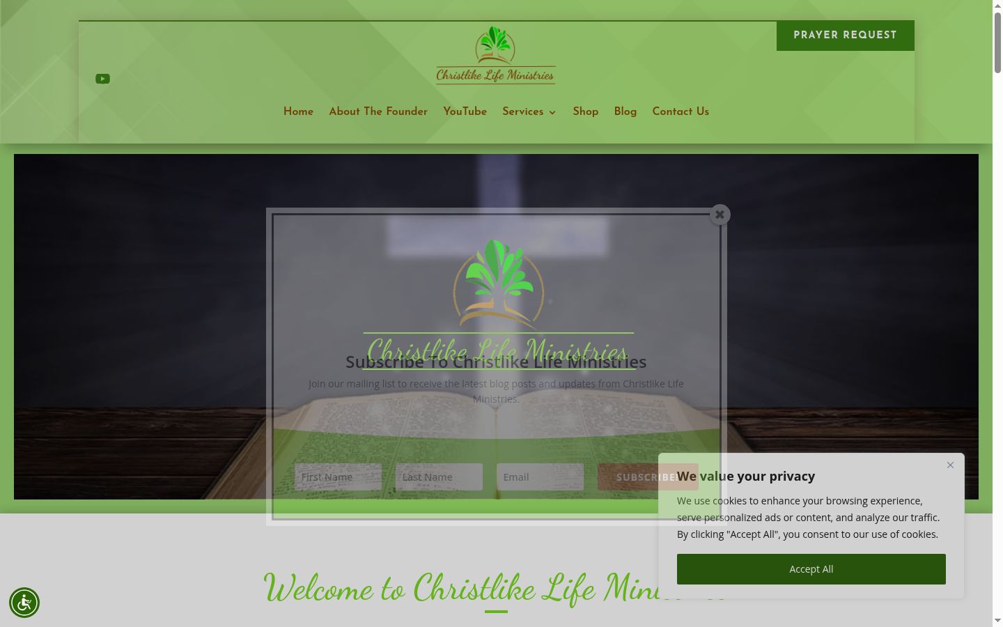 Screenshot of the consent banner shown before any interaction