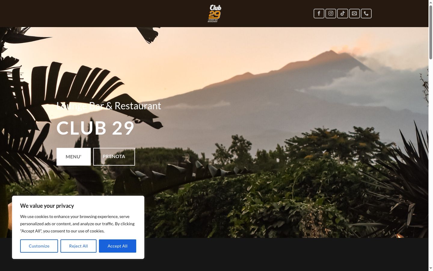 Screenshot del banner di consenso mostrato prima di qualsiasi interazione