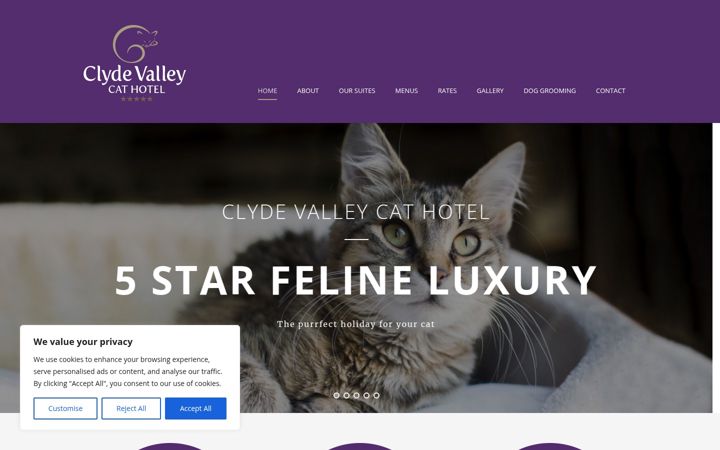 Screenshot of clydevalleycathotel.com