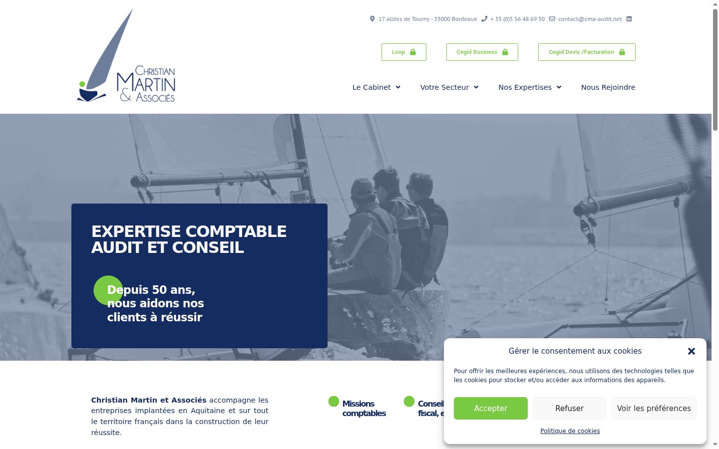Captura de ecrã do banner de consentimento apresentado antes de qualquer interação