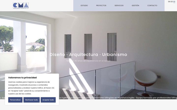 Screenshot of cmarquitectos.com