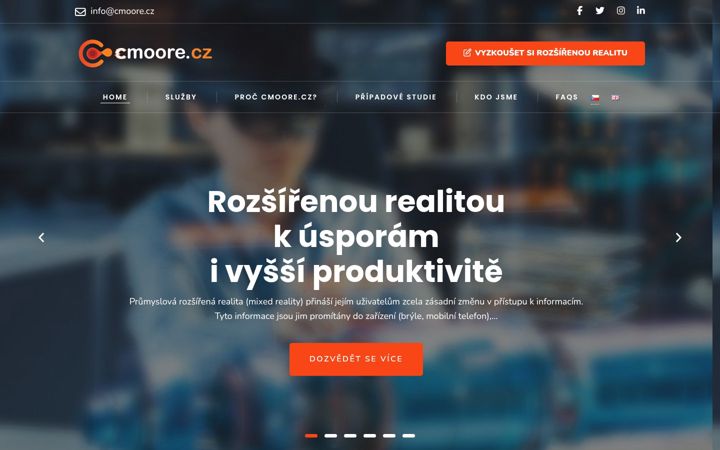 Skjámynd af cmoore.cz