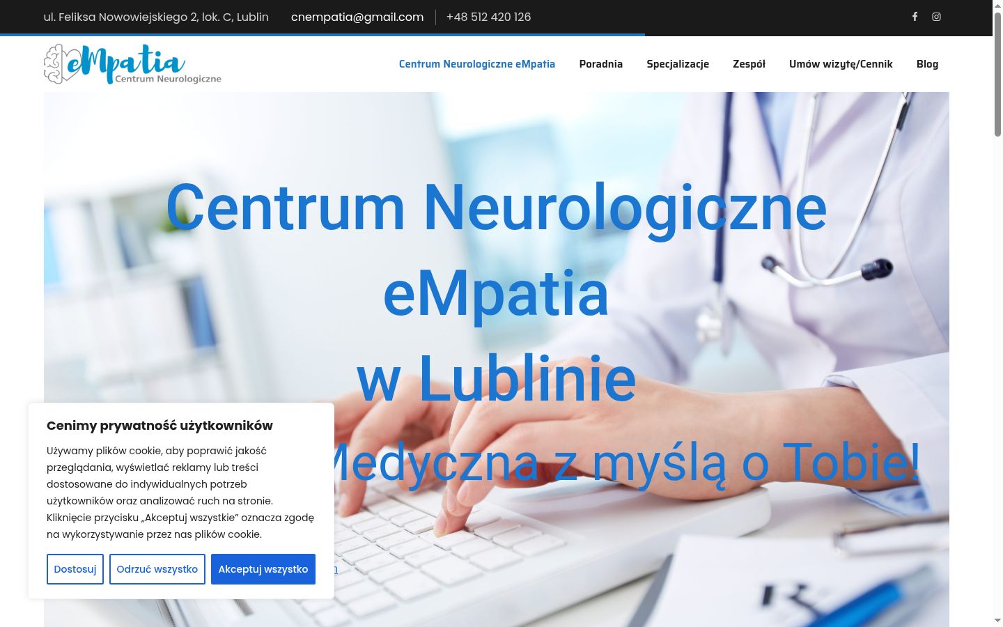 Képernyőkép a bármilyen interakció előtt megjelenő hozzájárulási bannerről