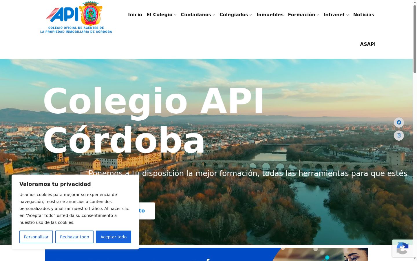 Captura de ecrã do banner de consentimento apresentado antes de qualquer interação
