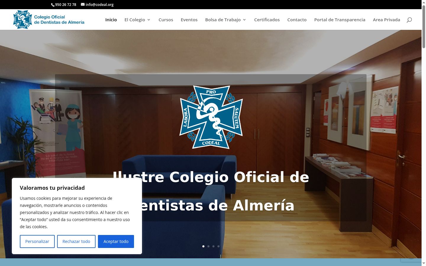 Captura de pantalla del banner de consentimiento mostrado antes de cualquier interacción