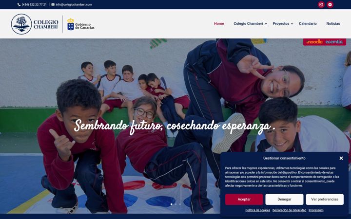 Screenshot of colegiochamberi.com