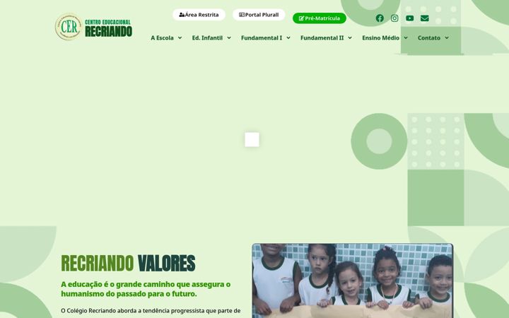 Screenshot of colegiorecriando.com.br