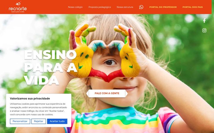 Ekraanipilt saidist colegiorecriarte.com.br