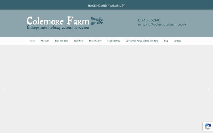Screenshot of colemorefarm.co.uk