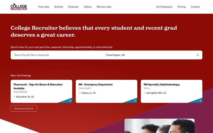 Screenshot of collegerecruiter.com