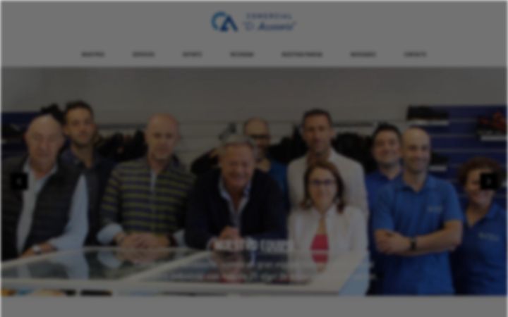 Screenshot stránky comercialelaccesorio.es