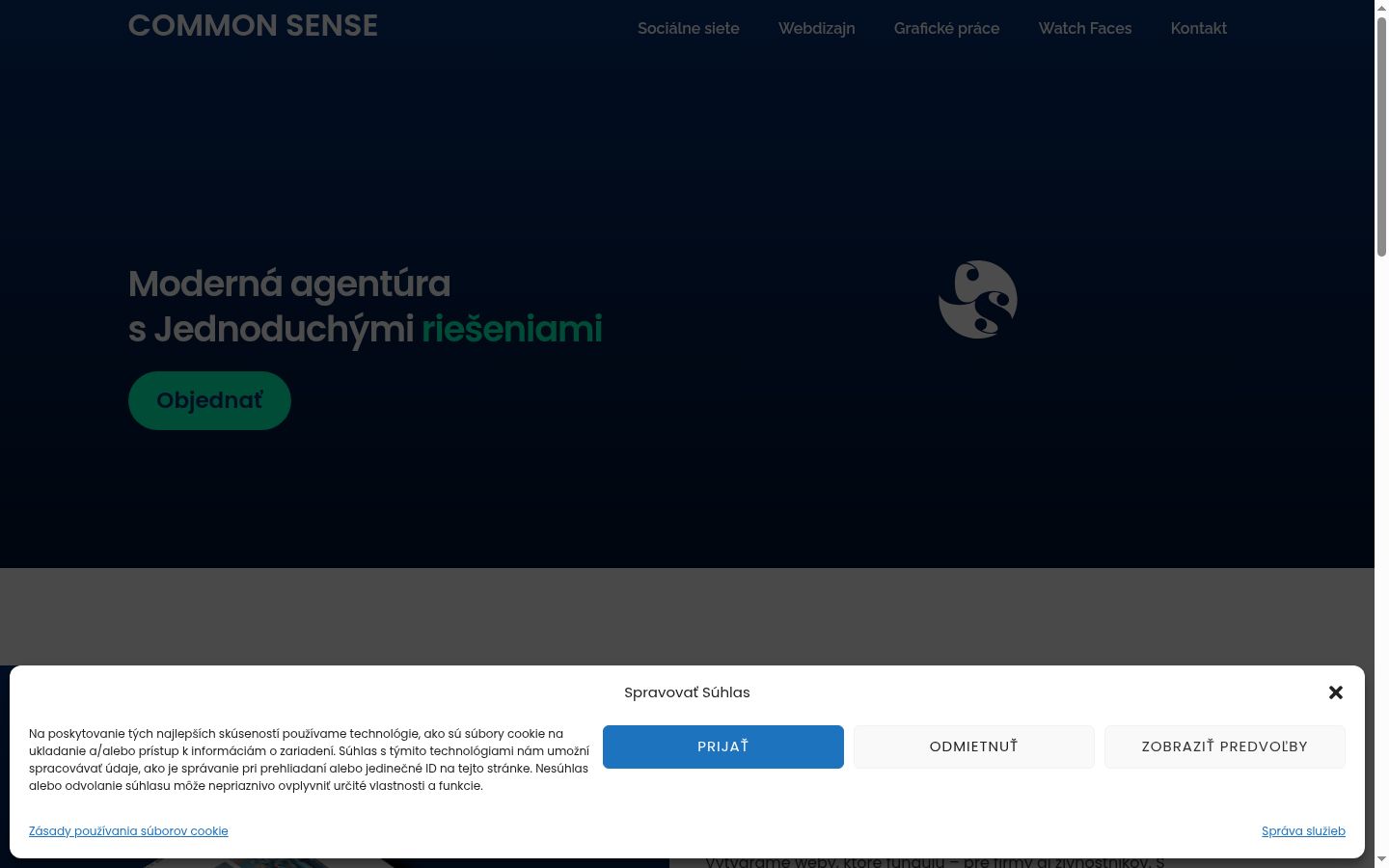 Captura de pantalla del banner de consentimiento mostrado antes de cualquier interacción