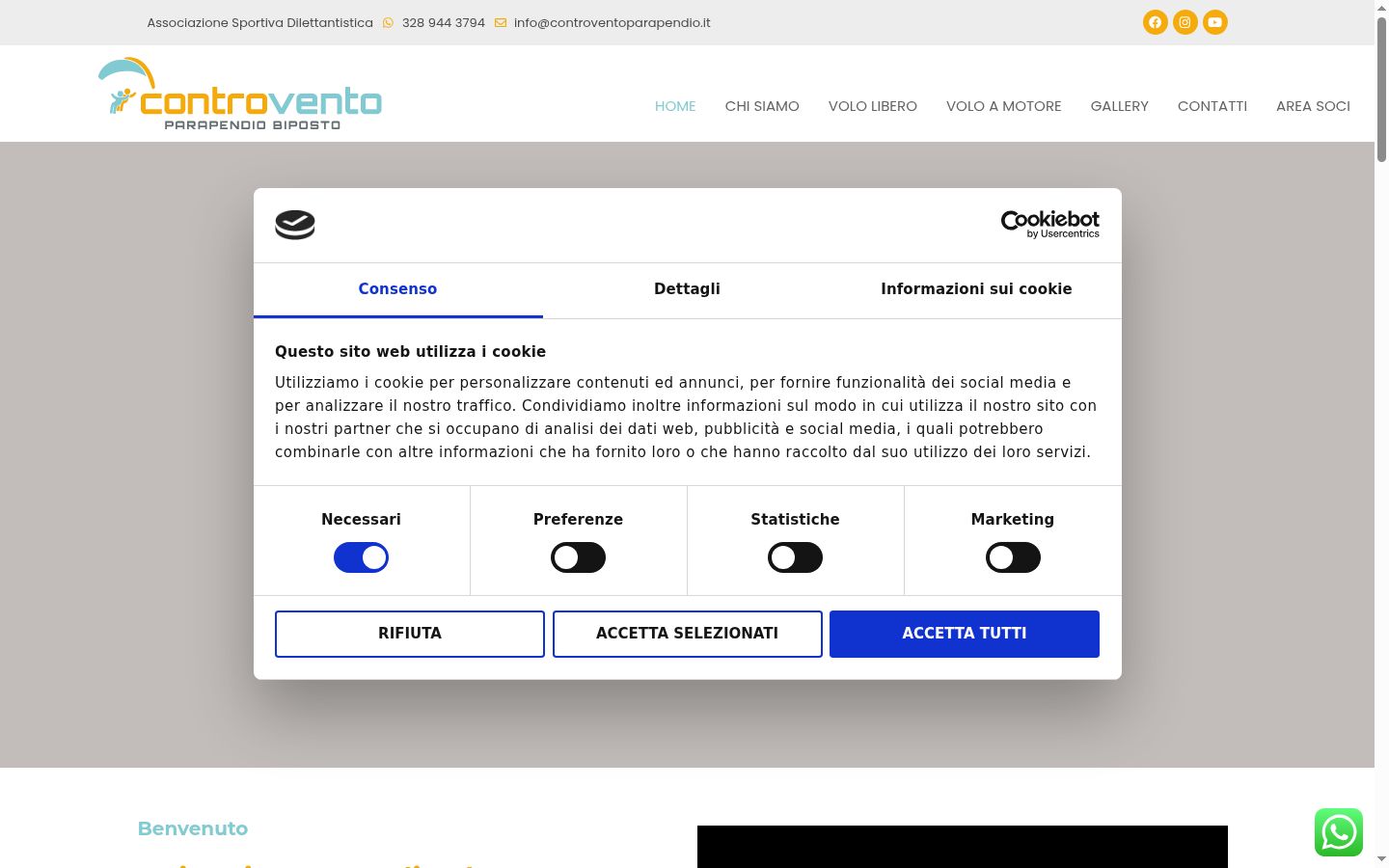 Screenshot del banner di consenso mostrato prima di qualsiasi interazione