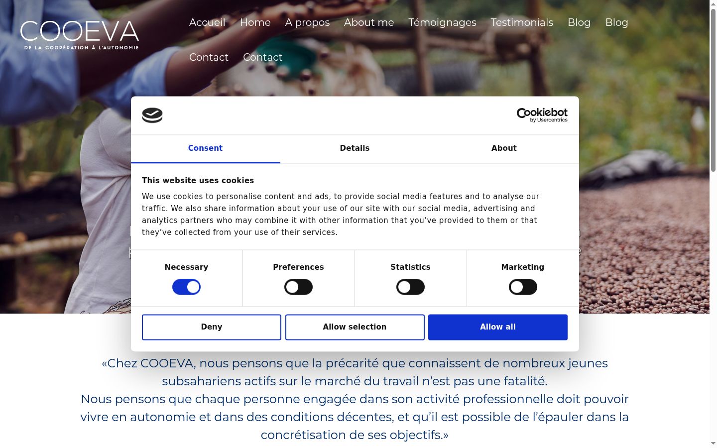 Captură de ecran a bannerului de consimțământ afișat înainte de orice interacțiune