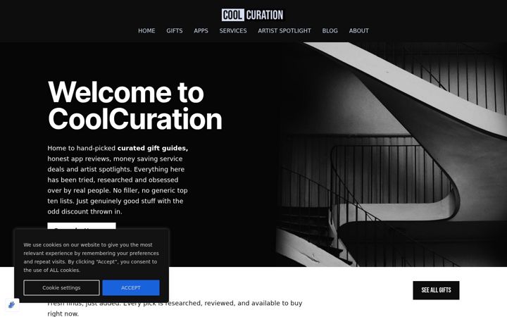 Screenshot of coolcuration.com