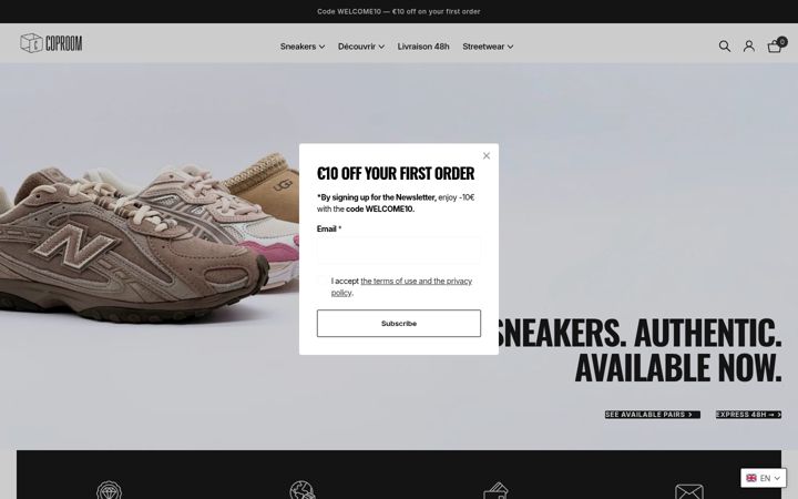 Screenshot of cop-room.com