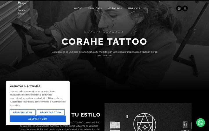 Screenshot of corahetattoo.com