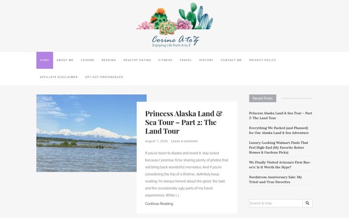 Screenshot of corineatoz.com
