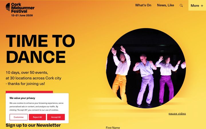 Screenshot of corkmidsummer.com
