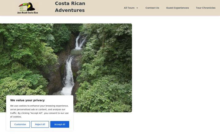 Screenshot di costaricanadventure.net