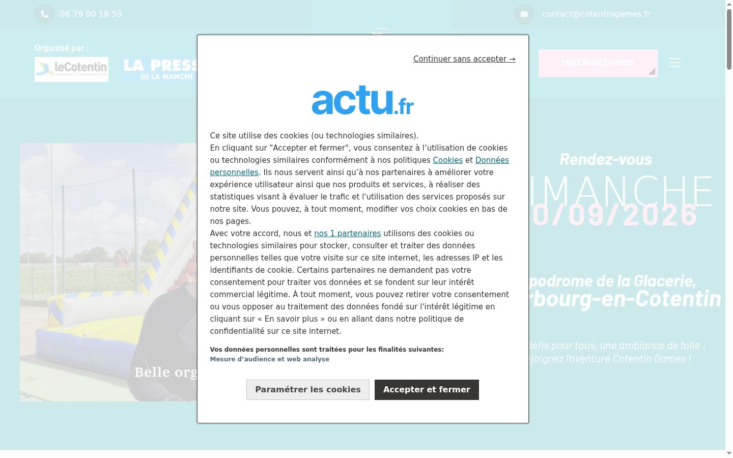 Captură de ecran a bannerului de consimțământ afișat înainte de orice interacțiune