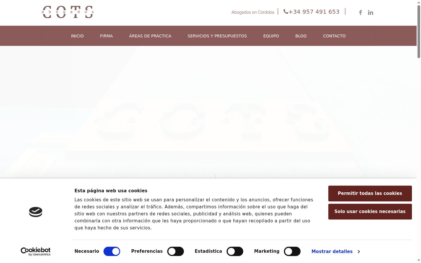 Captură de ecran a bannerului de consimțământ afișat înainte de orice interacțiune