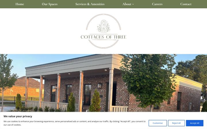 Screenshot of cottageofthree.com