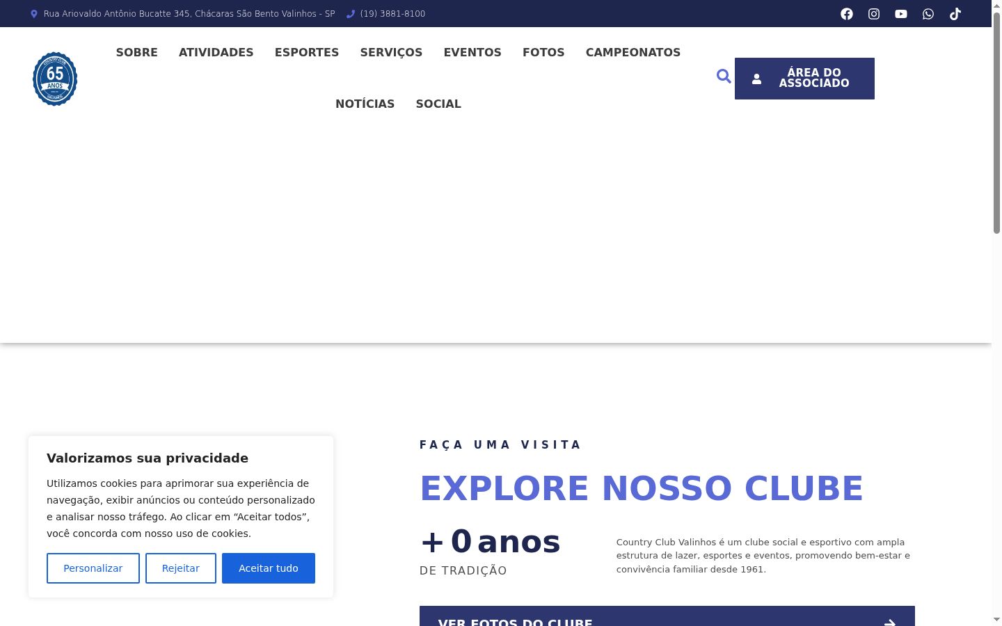Captura de pantalla del banner de consentimiento mostrado antes de cualquier interacción