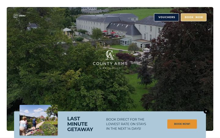 Screenshot of countyarmshotel.com