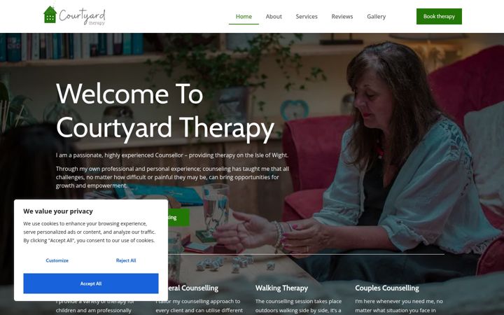 Screenshot of courtyardtherapy.co.uk