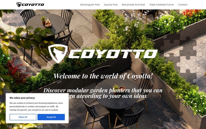 Screenshot of coyottoplanters.com