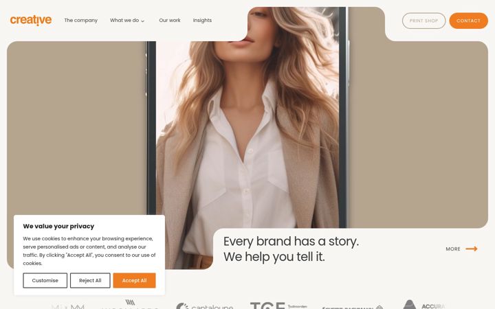 Screenshot of creativegraphicsuk.com