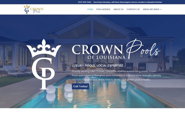 Screenshot of crownpoolslakecharles.com