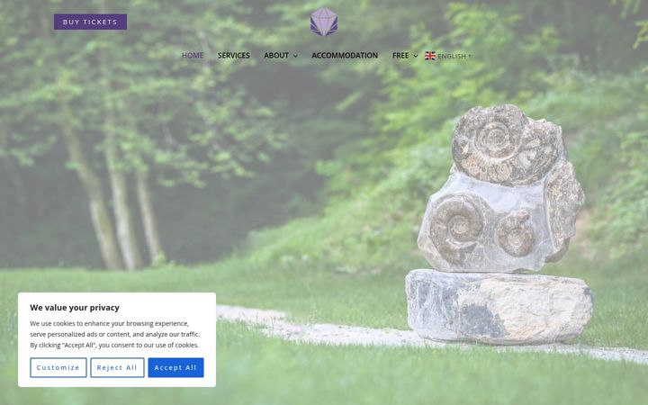 Screenshot of crystal-valley.com
