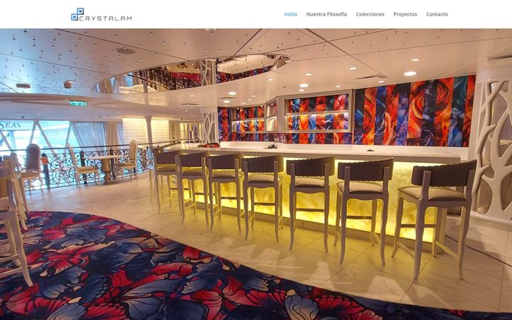 Screenshot of crystalamglass.com
