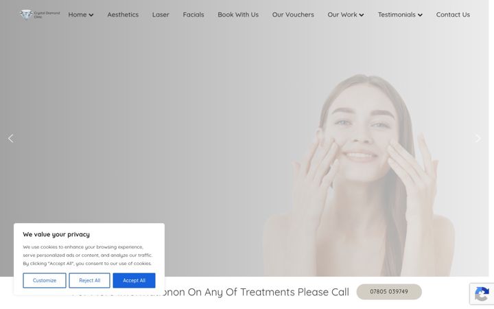Screenshot of crystaldiamondclinic.co.uk