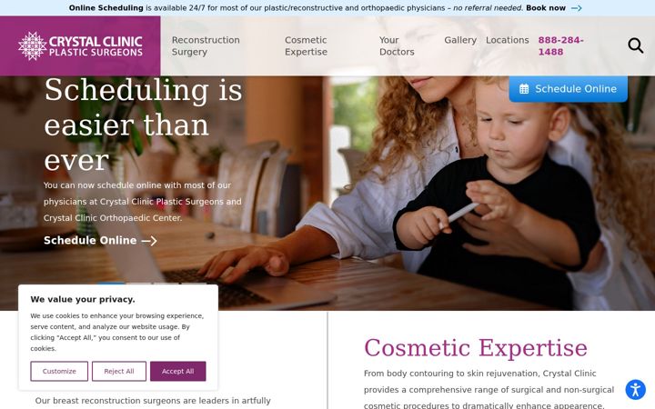 Screenshot of crystalplasticsurgeons.com