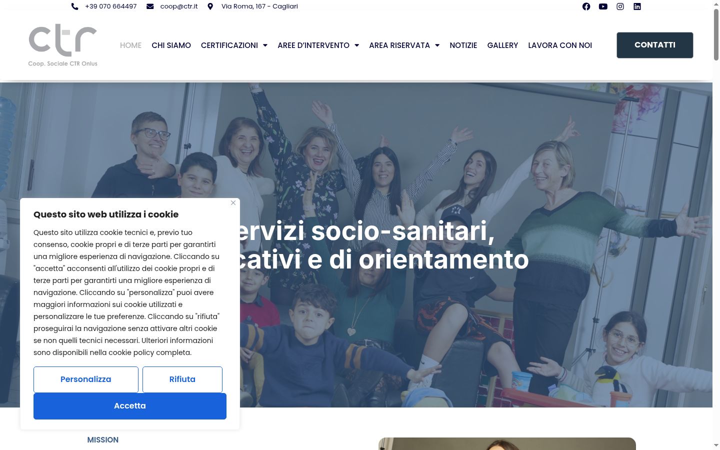 Captură de ecran a bannerului de consimțământ afișat înainte de orice interacțiune