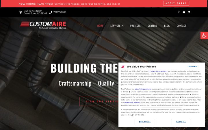 Posnetek zaslona customaire.net